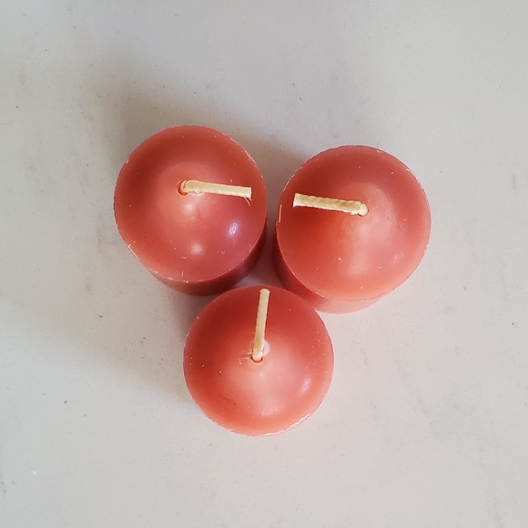 PartyLite Votive Candles - Red Tea & Sweet Flag - Picture 5 of 7